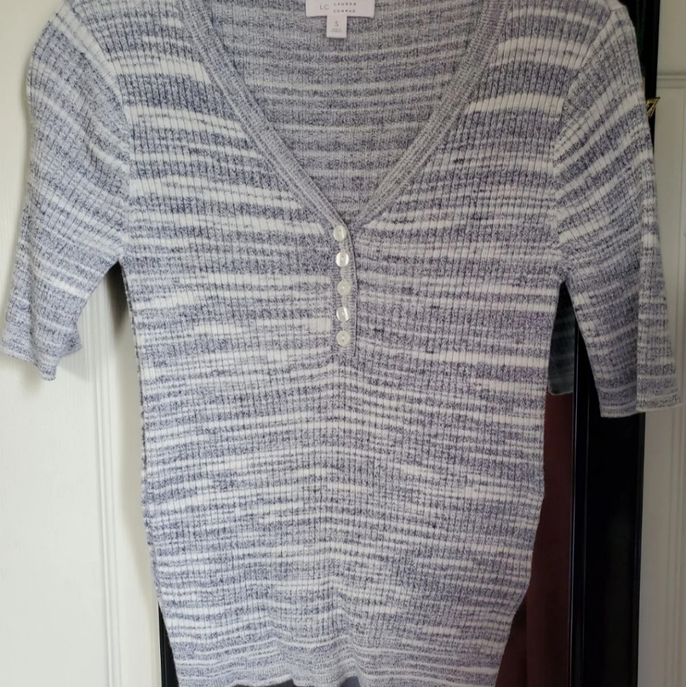 Lauren Conrad Sweater Top